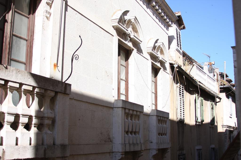Diocletian'S Palace Apartments Split Quarto foto