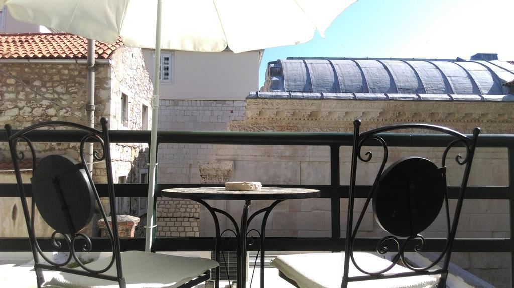 Diocletian'S Palace Apartments Split Exterior foto